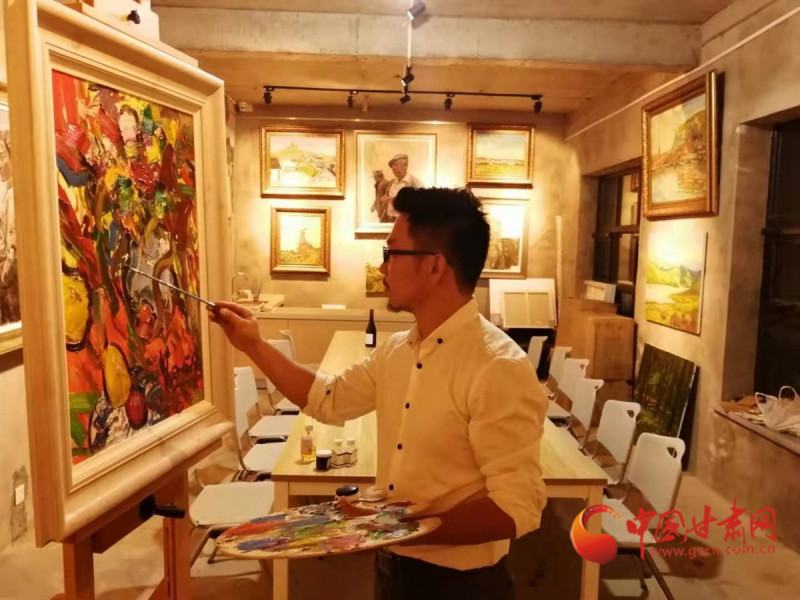 1909年咋建造黃河鐵橋？蘭州大學(xué)教師王威用油畫再現(xiàn)百年往事