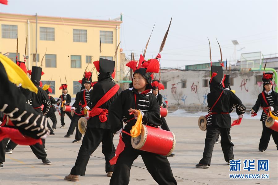 (社會(huì))(3)甘肅武威:非遺“攻鼓子”進(jìn)校園