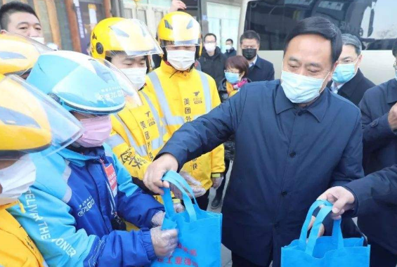 蘭州市網(wǎng)絡訂餐平臺防疫操作指南發(fā)布 外賣騎手送餐不得進入顧客家中