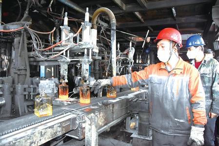 開(kāi)動(dòng)“直通車(chē)” 高歌“加速跑” 酒泉市精準(zhǔn)推進(jìn)復(fù)工復(fù)產(chǎn)