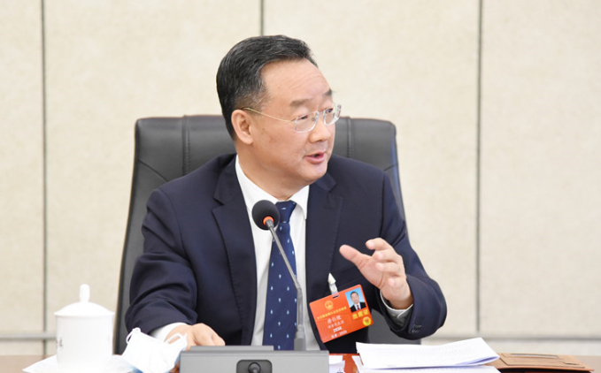 唐仁健在甘肅團(tuán)審議政府工作報(bào)告時(shí)說 報(bào)告彰顯定力和能力 傳遞決心與信心