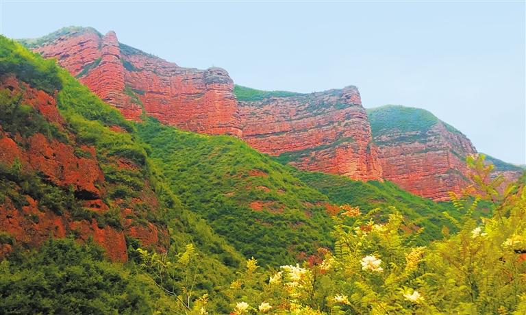 天造地設如詩如畫冶力關(guān)