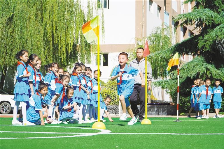 我們開學(xué)了！