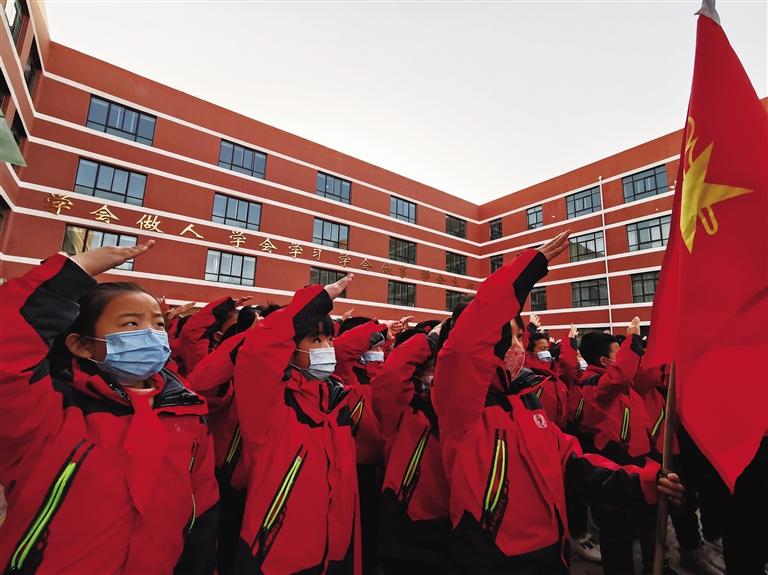 “犇”向新學(xué)期！來看蘭州娃的開學(xué)第一課