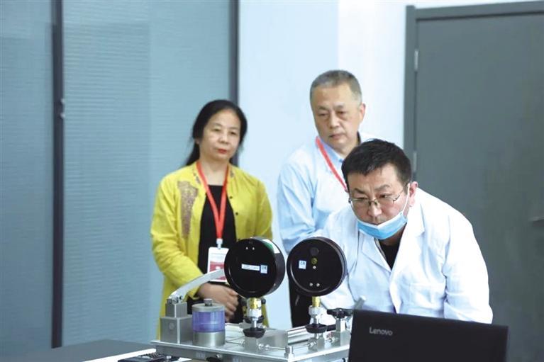 74名選手以“精準(zhǔn)”論英雄 甘肅省舉行“計(jì)量崗位技術(shù)大比武”