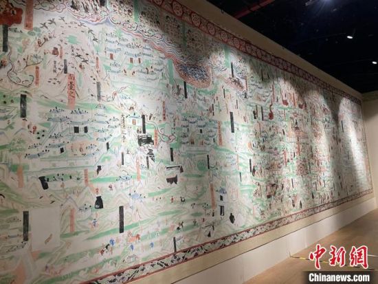 圖為展覽現(xiàn)場?！〗瓧顭?攝