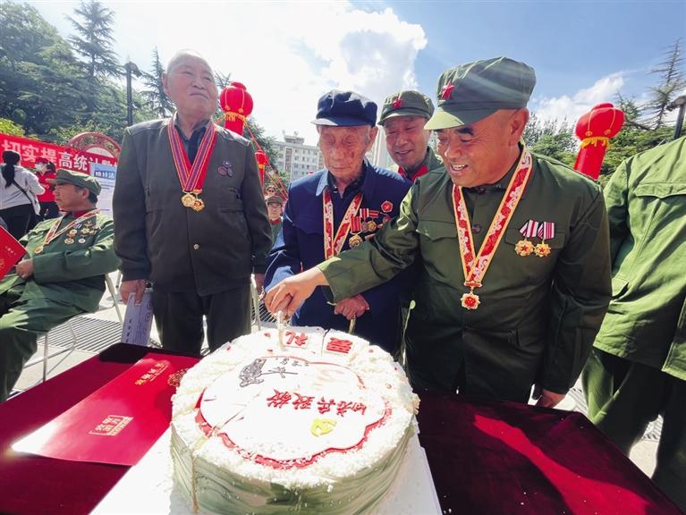 蘭州市“關(guān)愛老兵”大型公益活動(dòng)昨日舉行