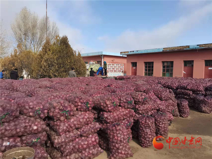 【甘快看·疫情防控甘肅在行動(dòng)】蘭州榆中：同心抗疫獻(xiàn)愛心  洋蔥助力戰(zhàn)疫情