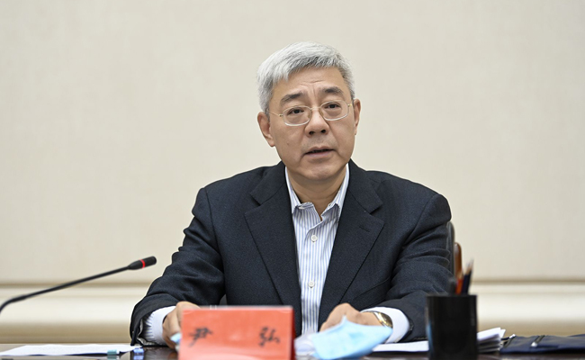 尹弘在省委網絡安全和信息化委員會第二次全體會議上強調 健全網絡綜合治理體系 提升管網治網用網水平 更好服務保障全省高質量發(fā)展和安全穩(wěn)定大局