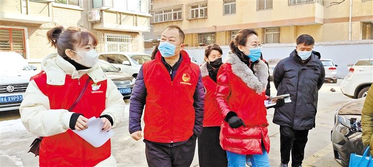 【新春走基層】解決雞毛蒜皮 感受社區(qū)“微幸?！?>
        </a><em>【新春走基層】解決雞毛蒜皮 感受社區(qū)“微幸?！?/em></li>
    <li><a  target=