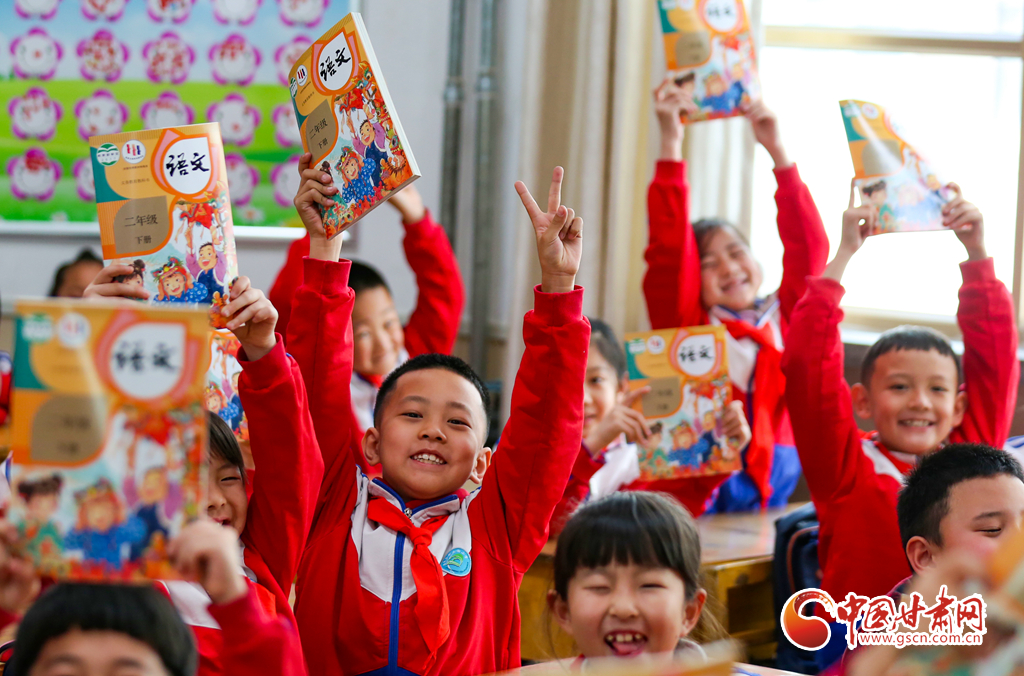 【甘快看】甘肅酒泉：開學(xué)啦!一起向未來(lái)