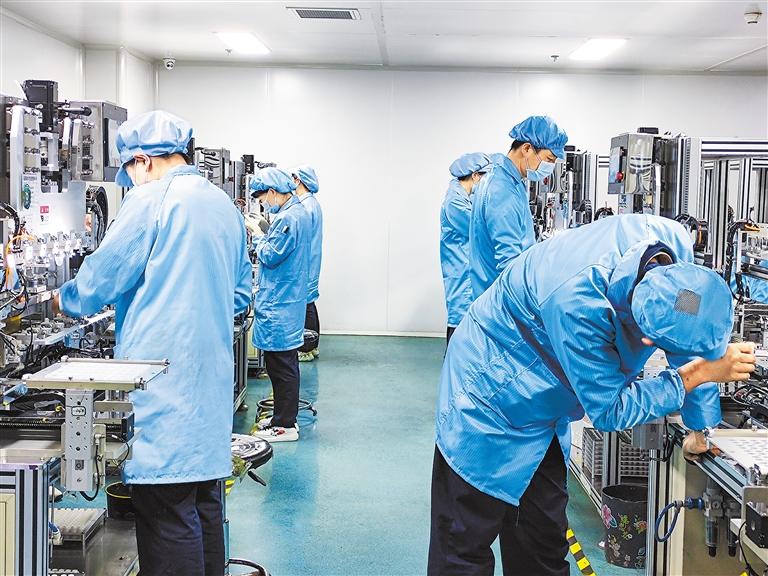 科技賦能春風(fēng)勁 銅城煥發(fā)新活力——看“強(qiáng)科技”行動(dòng)為白銀區(qū)科技創(chuàng)新帶來(lái)新變化